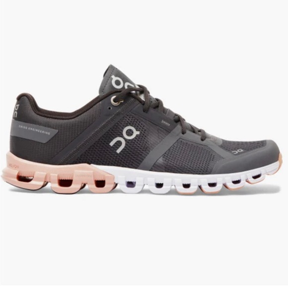 On Running Shoes - On Cloud WOMEN'S CLOUDFLOW ROCK/ROSE size 7.5